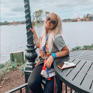 Meet your Posher, Bella